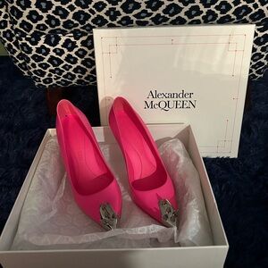 Alexander McQueen Neon pink/silver heels